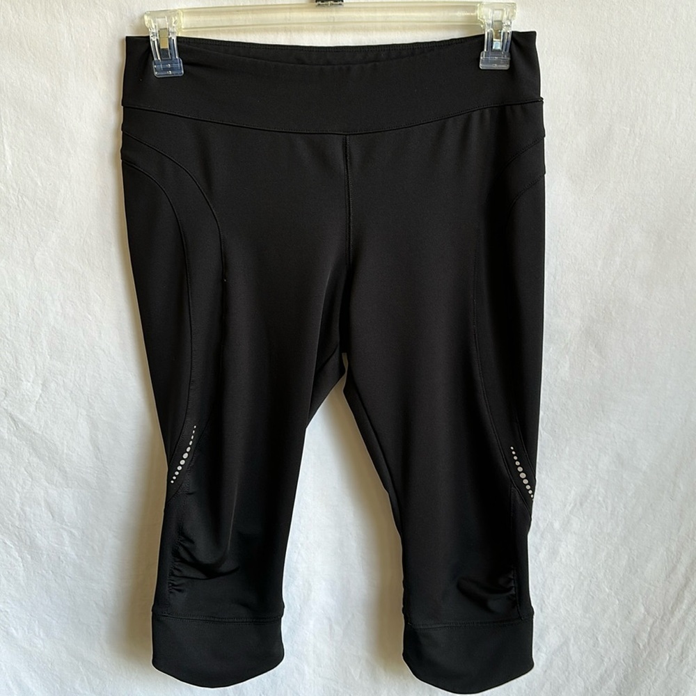 Jockey black athletic capris, size L